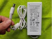 HarmanKardon 19V 3A Laptop AC Adapter 笔记本电源，笔记本电源5.5 x 2.5mm 